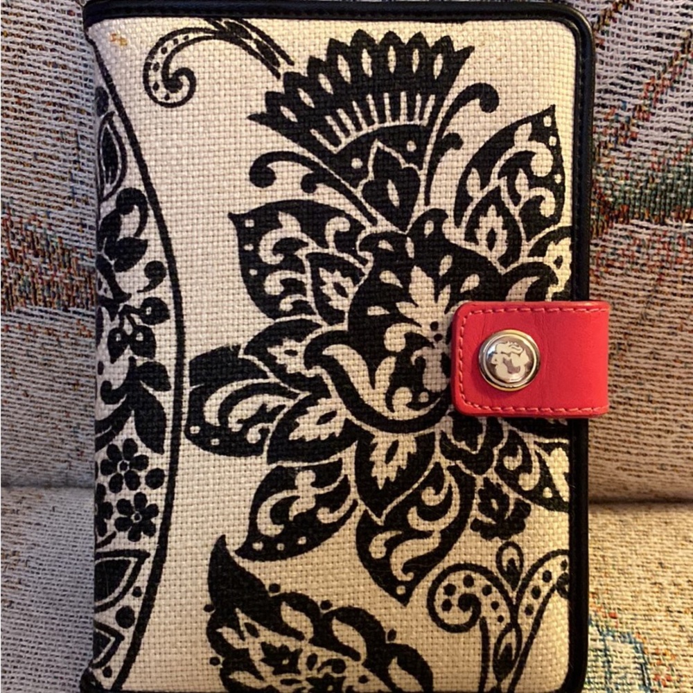 Spartina Kindle Holder